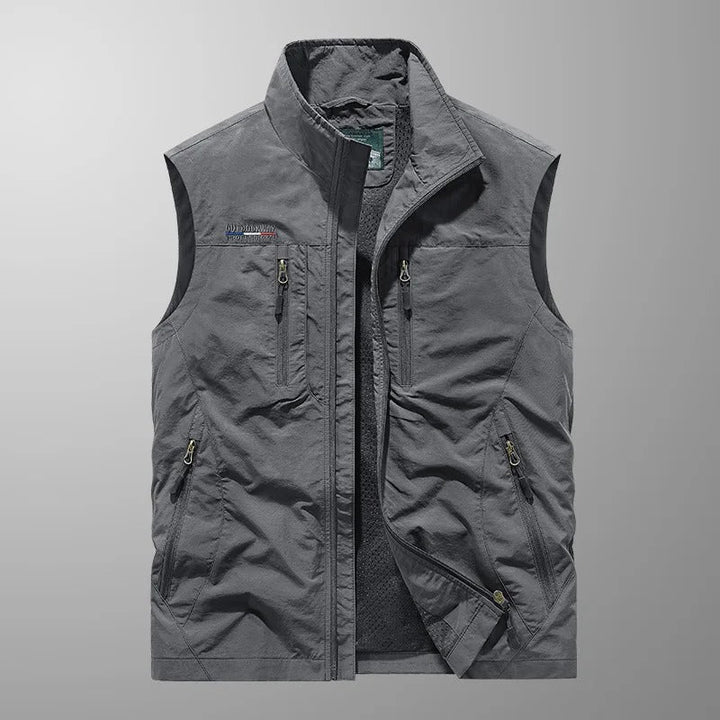 Stuart - Multi-Pocket Breathable Outdoor Cargo Vest