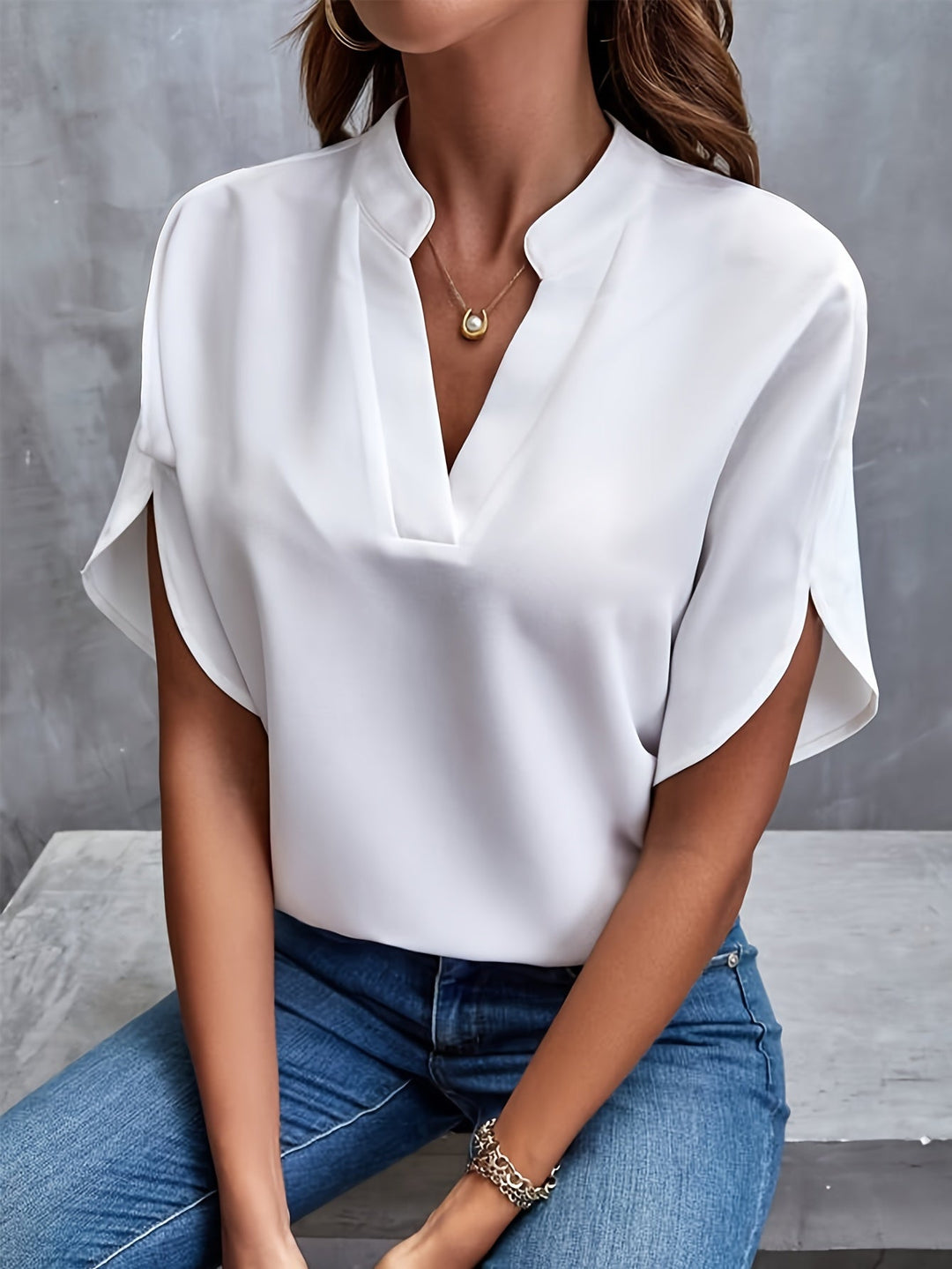 Angie - Chic V-Neck Blouse