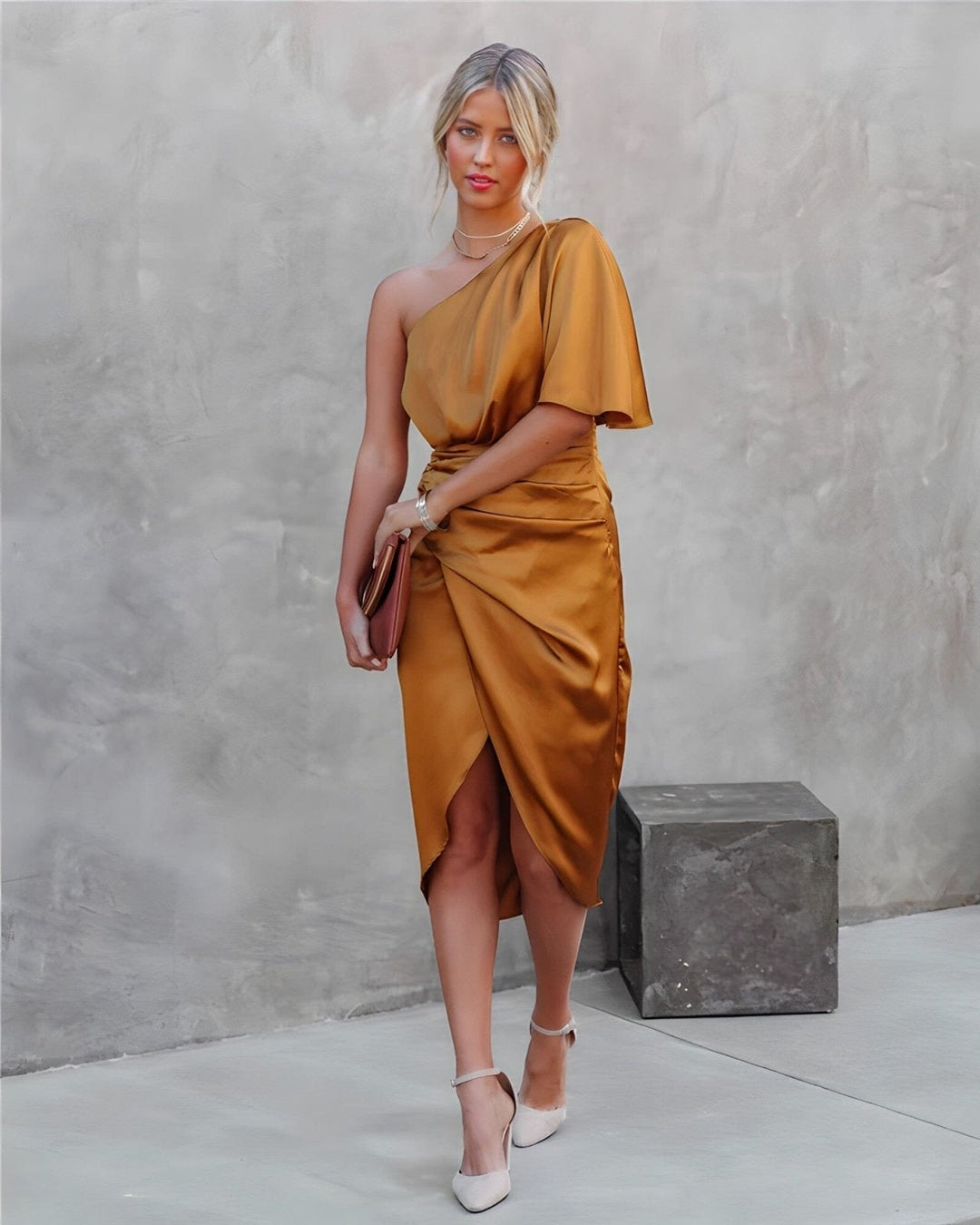 Dhalia | Elegant Asymmetric Dress