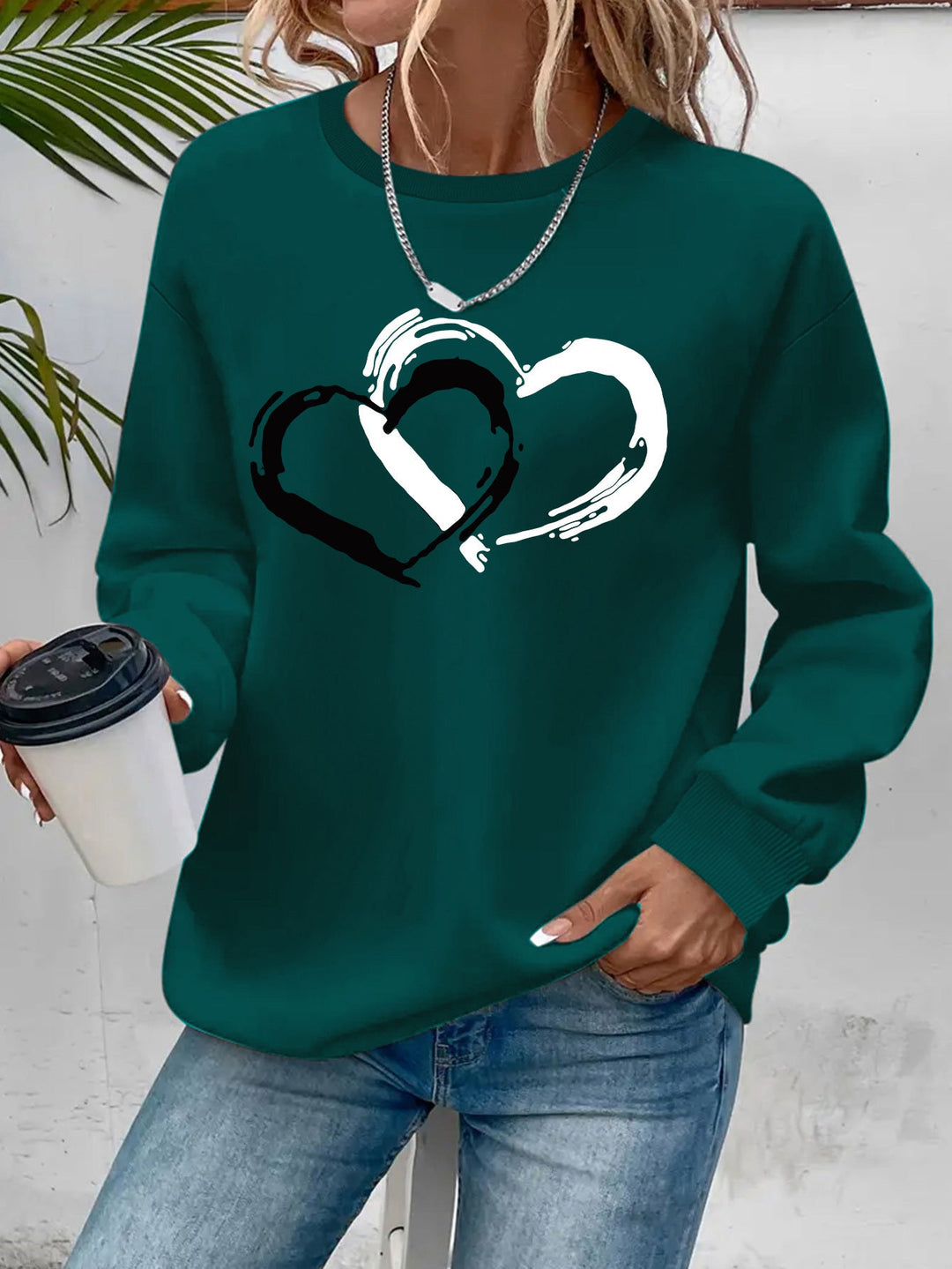 Ines - Elegant Heart Sweater