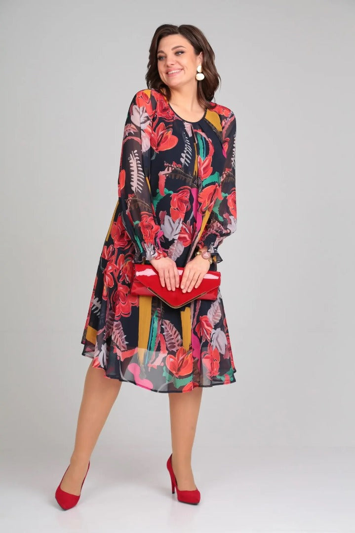 Linda | Midi Dress in Bold Floral Print