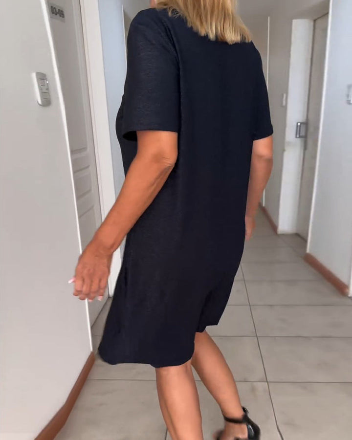 Mila | Short-Sleeve V-Neck Twist Dress