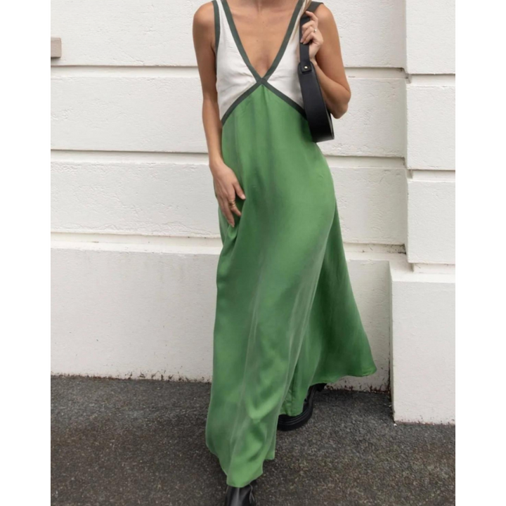 Maeve | Sleeveless V-Neck Dress