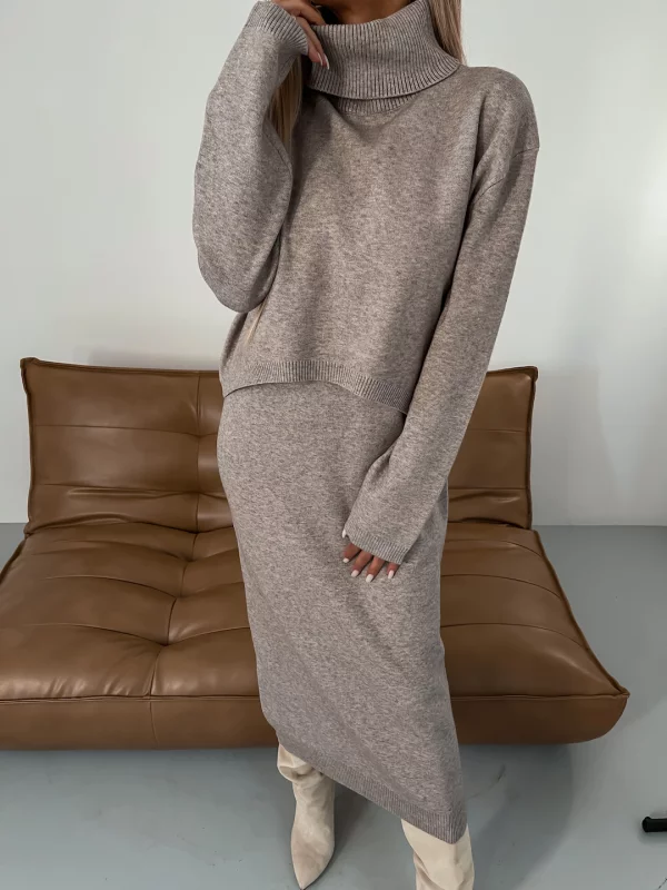 Molly Knit Set | Stylish Autumn Ensemble