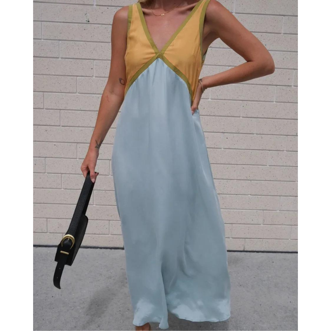 Maeve | Sleeveless V-Neck Dress