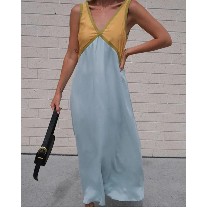 Maeve | Sleeveless V-Neck Dress