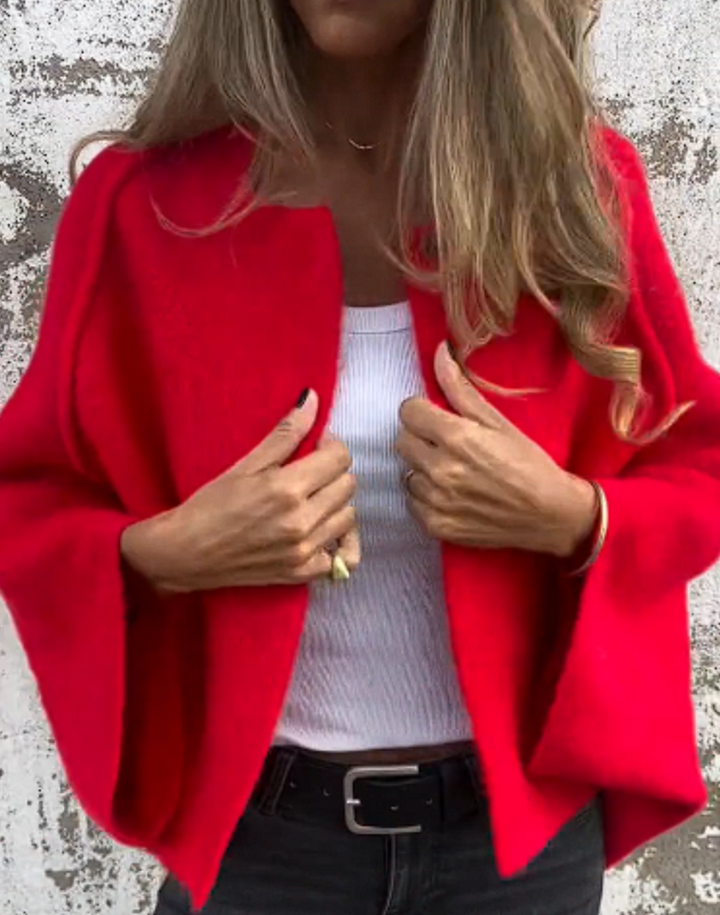 Janice – Elegant Knit Cocoon