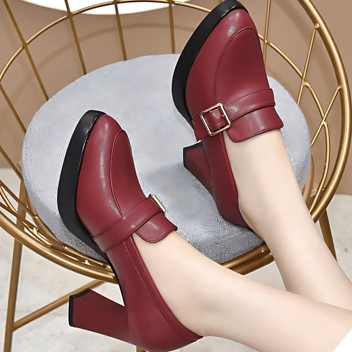 LUNA | Stylish and Cozy Heeled Footwear