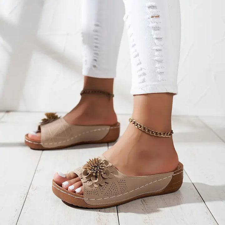 FLORA | Floral Motif Sandals