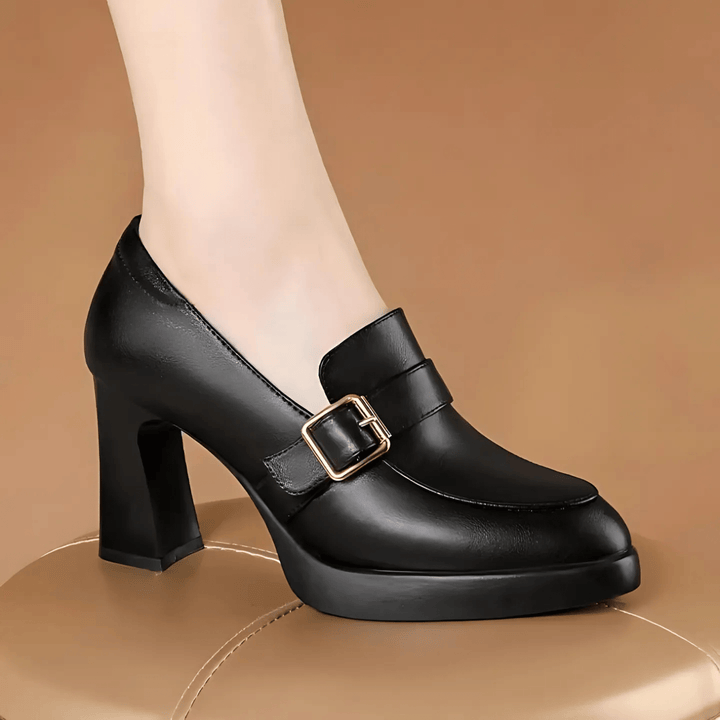 LUNA | Stylish and Cozy Heeled Footwear