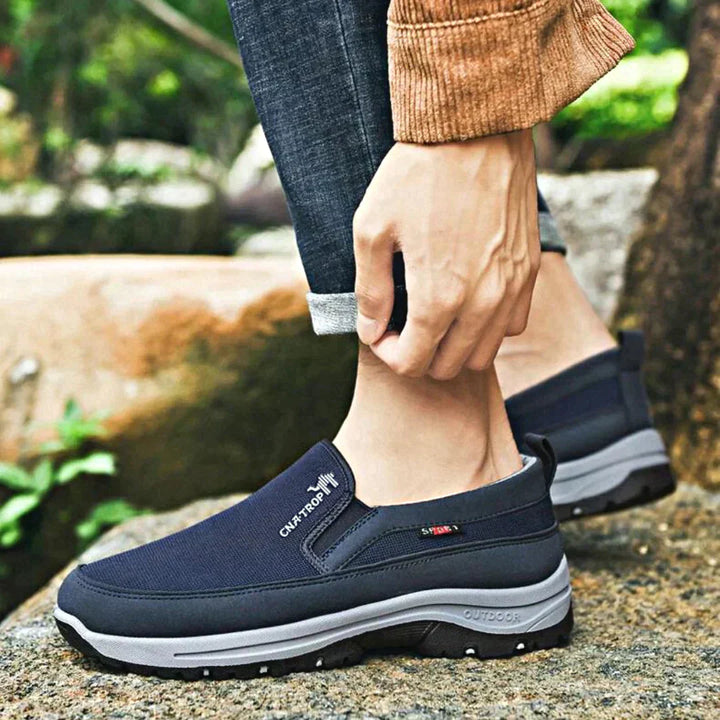 WALTER | ORTHOPAEDIC TRAIL HIKING BOOTS