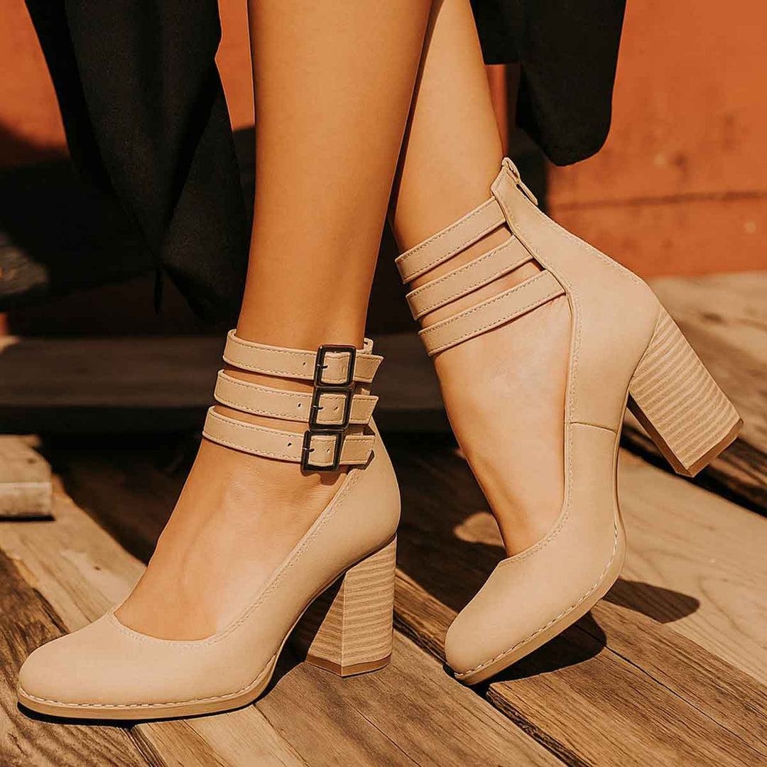 Ginevra™ | Strappy Court Shoes with a Wide Heel