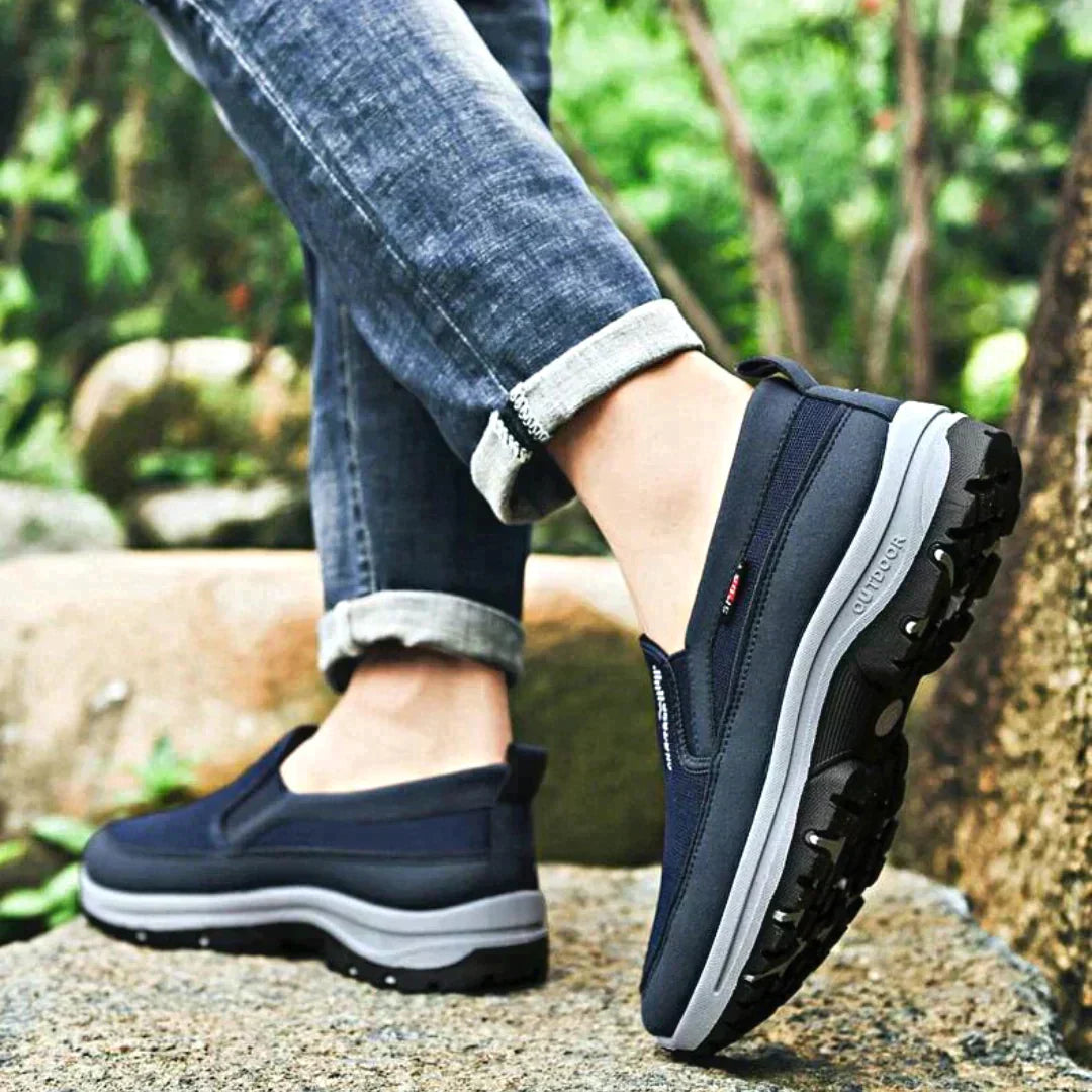 WALTER | ORTHOPAEDIC TRAIL HIKING BOOTS
