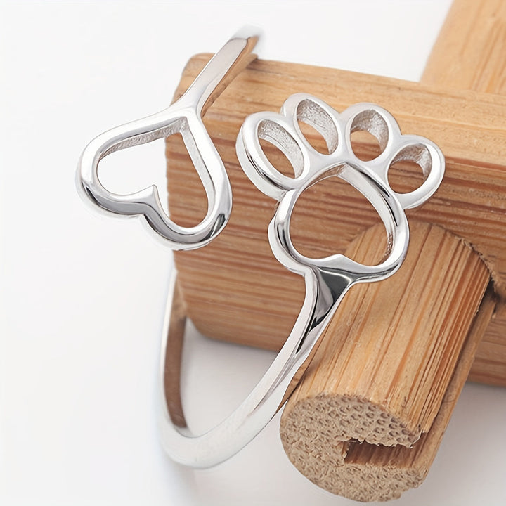 Paw & Heart Ring in Sterling Silver in Rosendal
