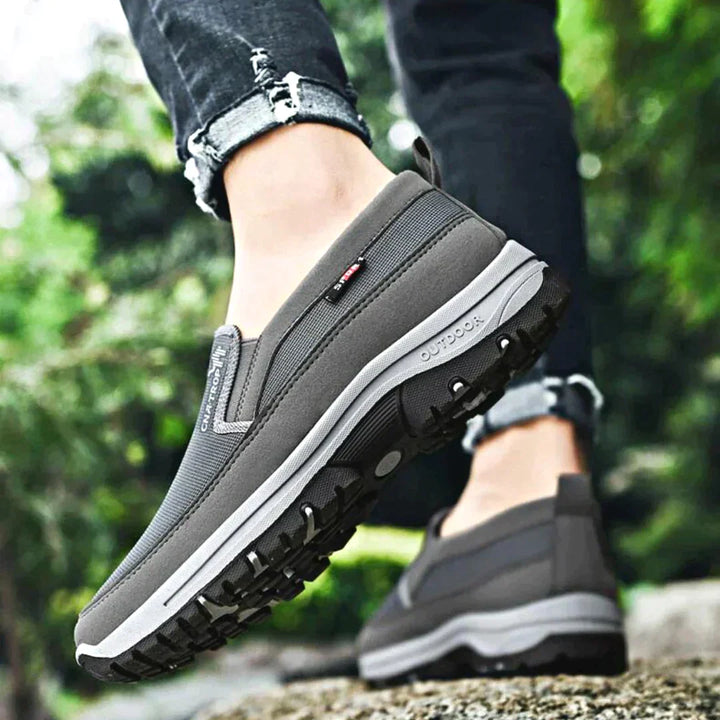 WALTER | ORTHOPAEDIC TRAIL HIKING BOOTS