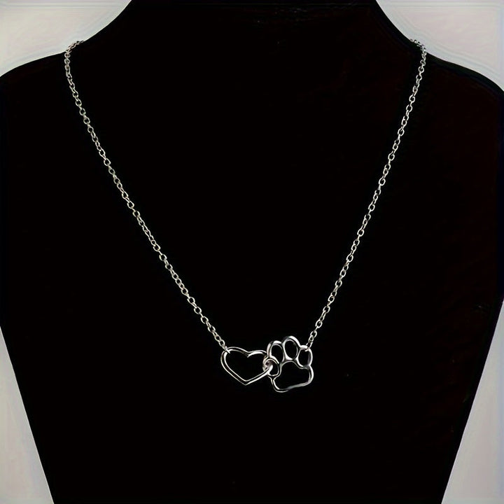 Heart & Paw Necklace in Gold Look at Rosendal