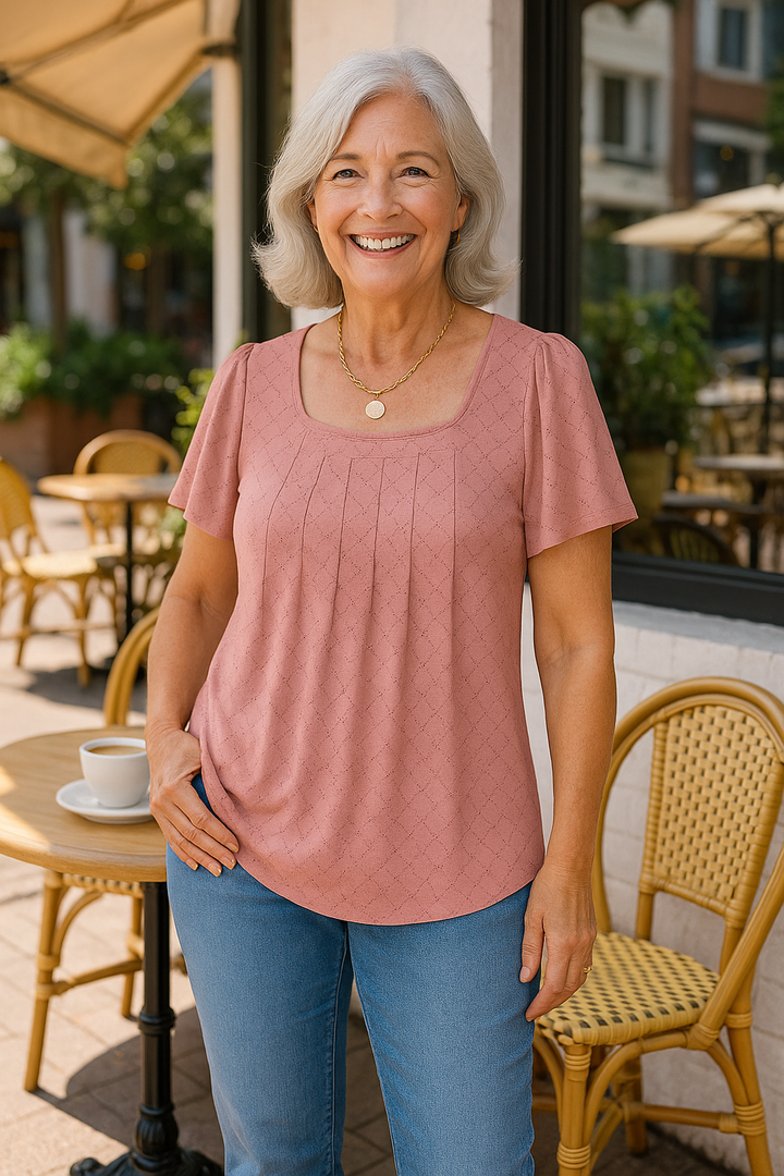 Colleen Luxe | Pleated Comfort Top – Your Go-To for Everyday Confidence