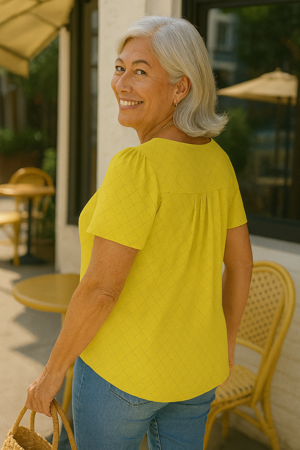 Colleen Luxe | Pleated Comfort Top – Your Go-To for Everyday Confidence