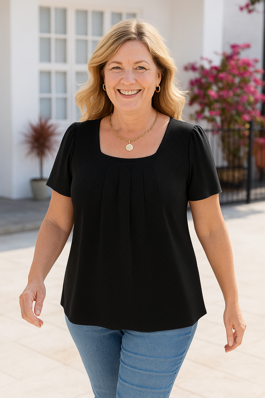 Colleen Luxe | Pleated Comfort Top – Your Go-To for Everyday Confidence