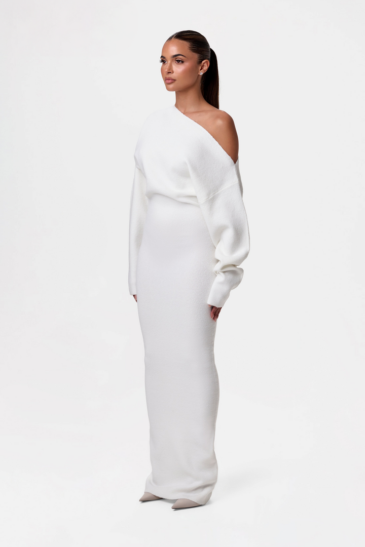 Juri | Off Shoulder Sweater Dress