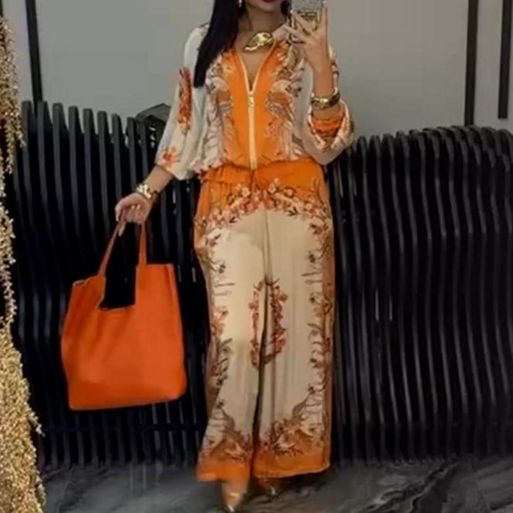 Mari - Chic Two-Piece Full Sleeve Zip-Up Ensemble