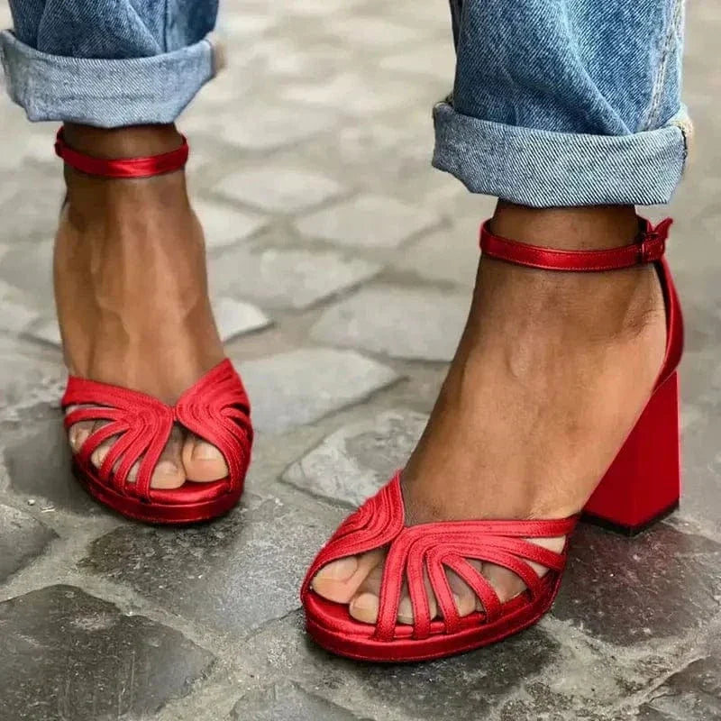 Soise Classic Artisanal Heels