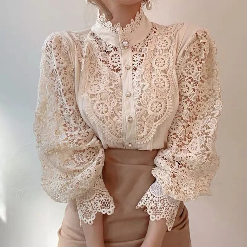 Lili | Guipure Lace Blouse