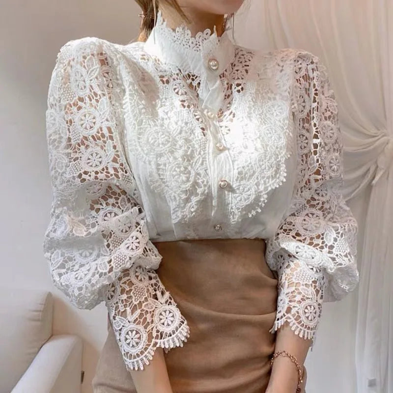 Lili | Guipure Lace Blouse