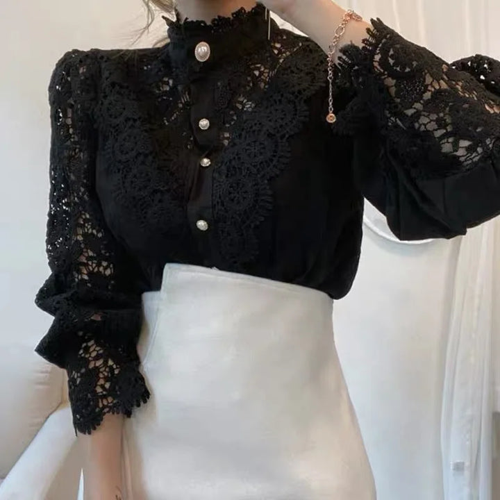Lili | Guipure Lace Blouse