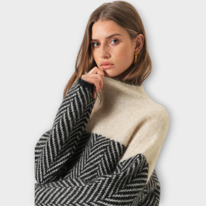 Maria Soft Turtleneck
