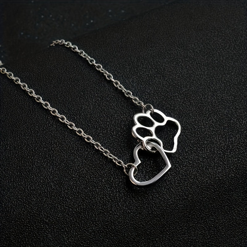 Heart & Paw Necklace in Gold Look at Rosendal