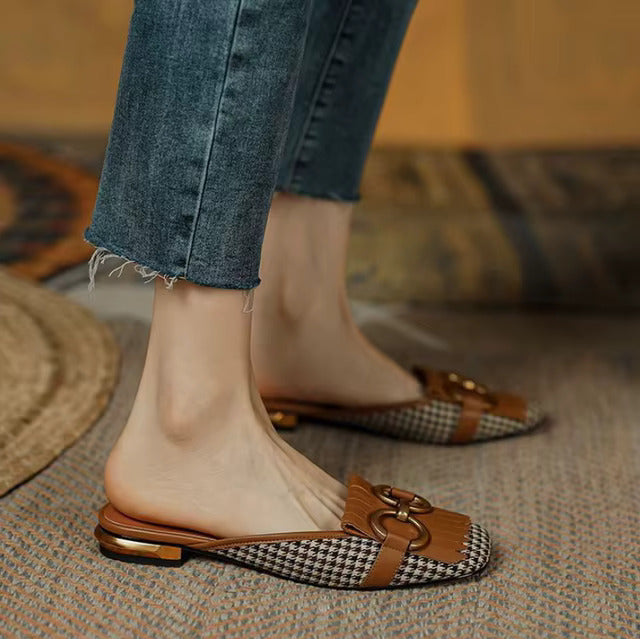 Mathilda | Stylish and Cozy Summer Footwear