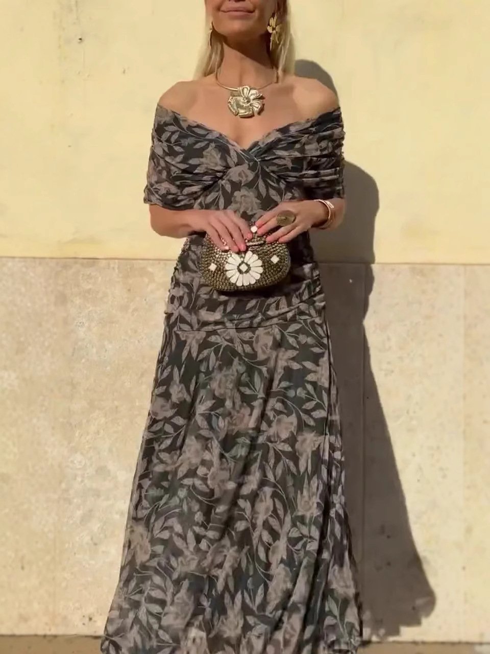 Gianna™ | Off-Shoulder V-Neck Printed Dress