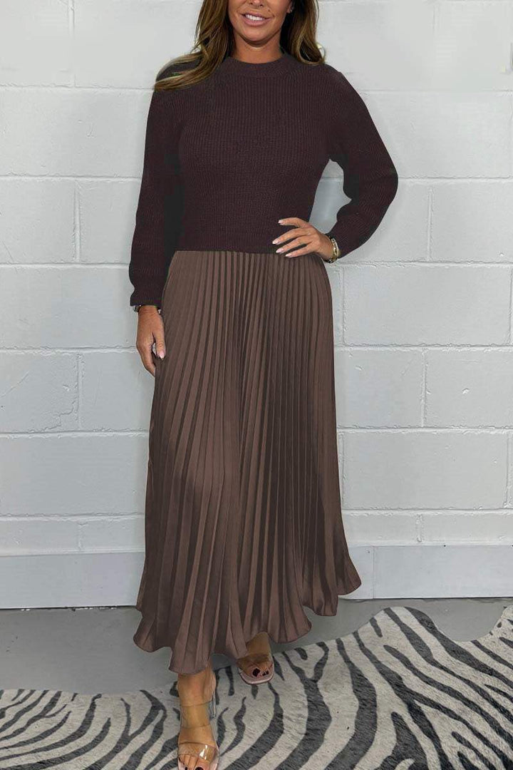 Juanita | Elegant Pleated Round Neck Dress