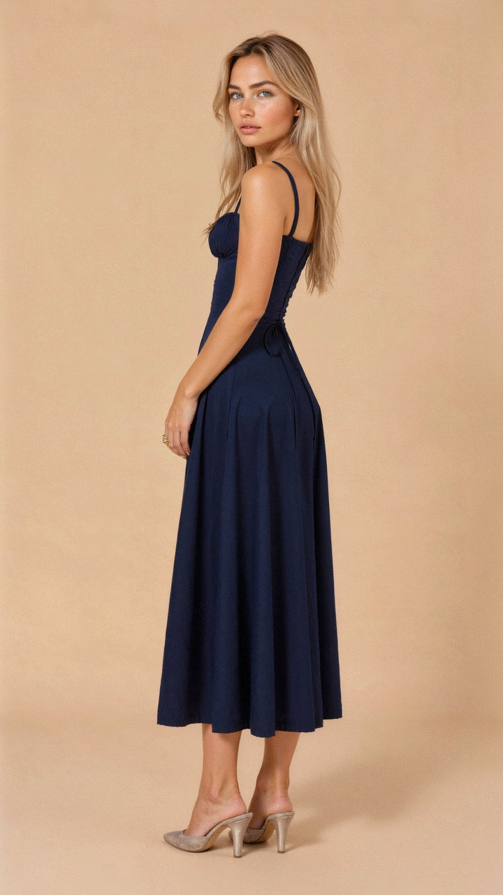 Kiana - Waist-shaping Dress
