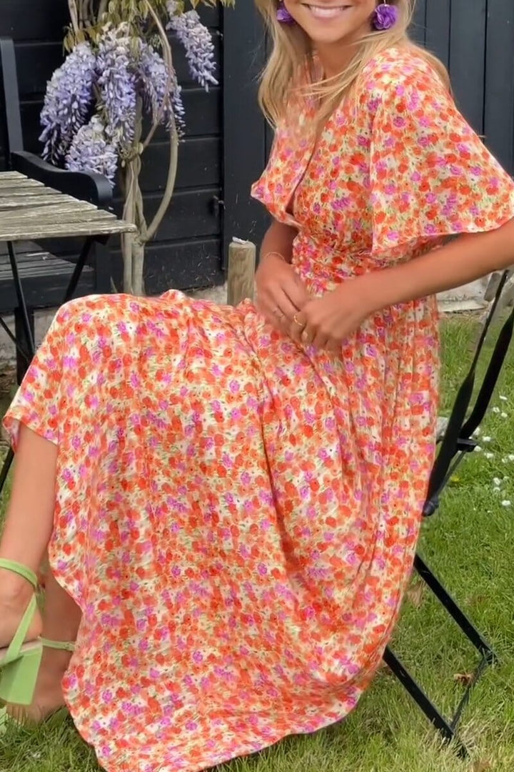 Eva – Chic V-Neck Maxi Dress