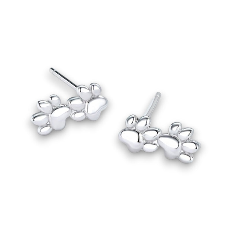 Silver Paw Stud Earrings Helle in Rosendal